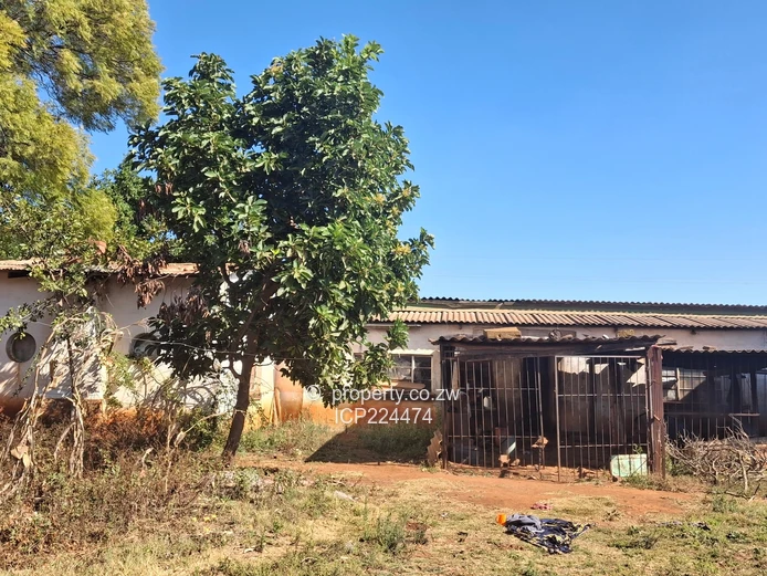 Glenforest 41 hectares with Deeds 