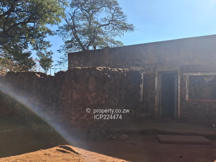 Glenforest 41 hectares with Deeds 